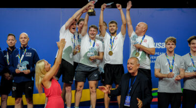 The first medals are awarded: Zamojski Academy (Poland) and the university of Paris (France) win team table tennis gold